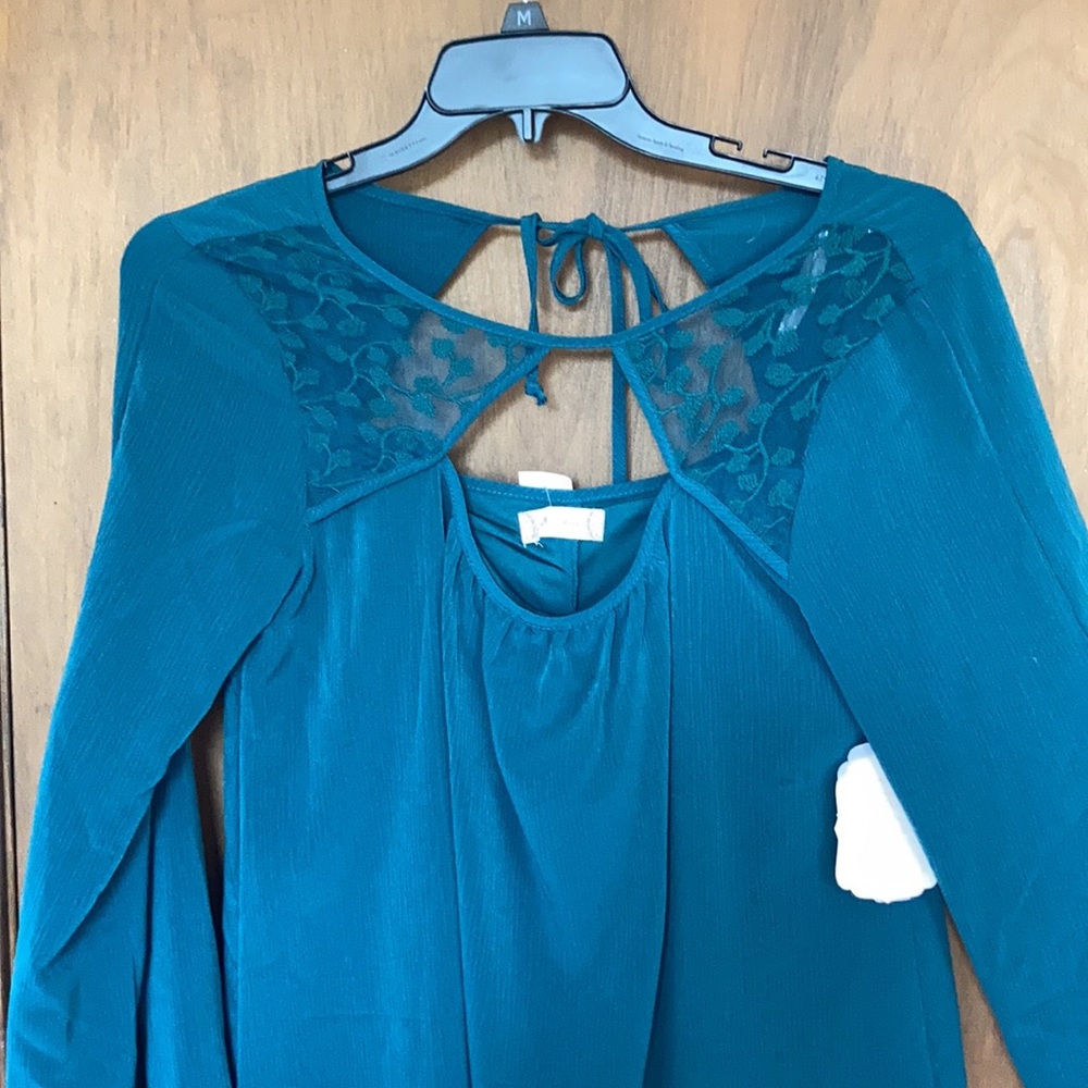 Price Firm πΊ Altar'd State boho bell sleeve dress w/ cutout size S - Picture 8 of 15
